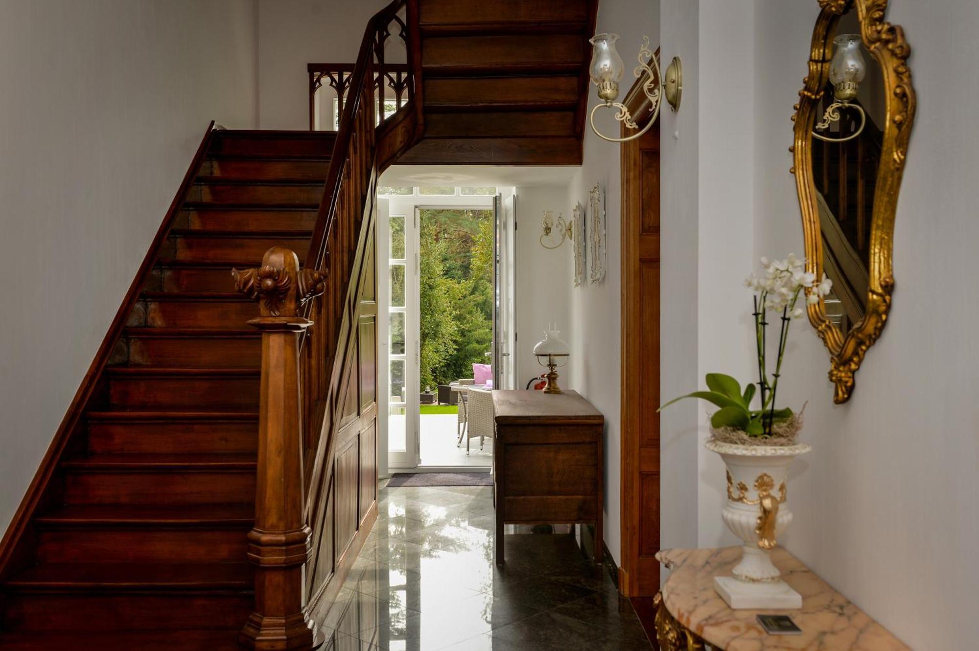 Insel-Apartment Im Herrenhaus Rheinblick Xanten Esterno foto